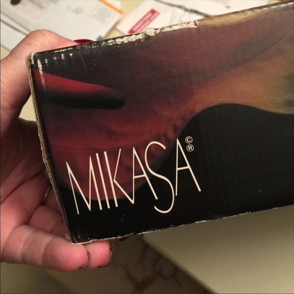 Mikasa chip and dip serving dish